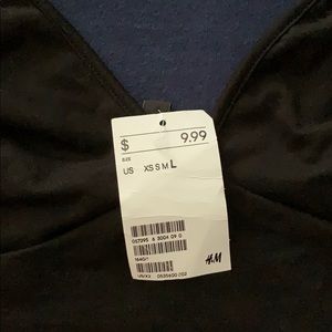 H&M Tops - Short Jersey Top (Firm on price) H&M Tops - Short Jersey Top (Firm on price)